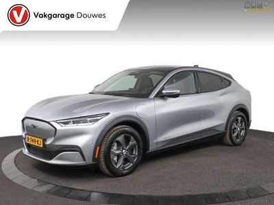 Grijs Gebruikt 2022 Ford Mustang Mach-E SUV | € 31.950 (Eerlijke prijs)