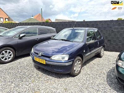 Peugeot 106