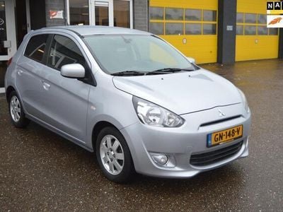 Grijs Gebruikt 2015 Mitsubishi Space Star Hatchback | € 6.895 (Iets duurder)