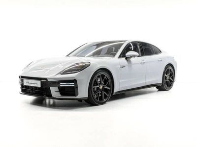 Porsche Panamera 4
