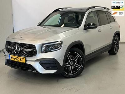 Mercedes GLB200