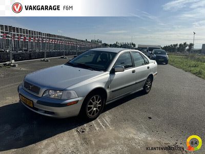 Volvo S40