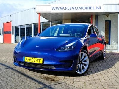 Occasion Tesla Model 3 Standard Range 239 kW (325 PK) 2020 Blauw (metallic) Sedan