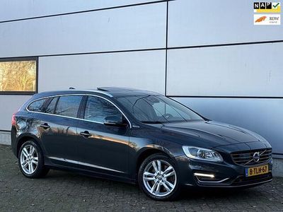 Occasion Volvo V60 215 PK (158 kW) 2014 Grijs Stationwagen