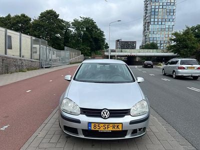 VW Golf V