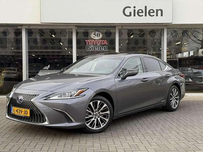 Lexus ES300