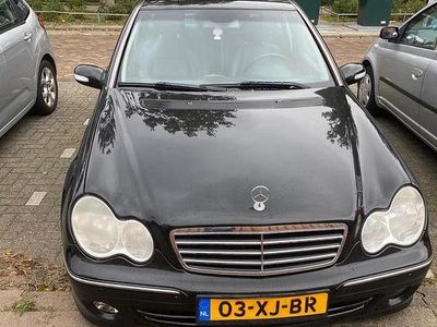 Mercedes C200