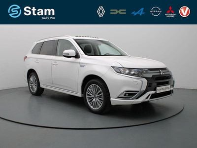 Wit Gebruikt 2020 Mitsubishi Outlander P-HEV Intense+ SUV | € 25.490 (Eerlijke prijs)