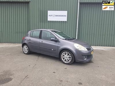 Occasion Renault Clio II Dynamique 101 PK (74 kW) 2008 Blauw Hatchback