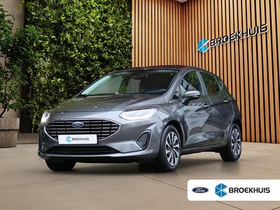 Grijs Gebruikt 2023 Ford Fiesta Titanium Hatchback | € 14.950 (Eerlijke prijs)