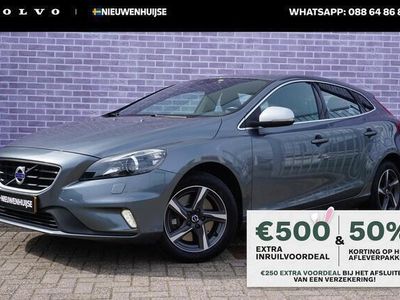 tweedehands Volvo V40 1.5 T2 R-Design 120PK! | Bi-Xenon | Cruise control