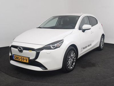 Wit Gebruikt 2024 Mazda 2 Exclusive-Line Hatchback | € 21.950 (Eerlijke prijs)