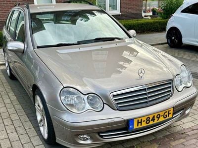 Mercedes C180