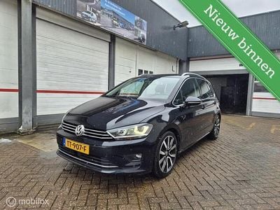 Zwart Occasion 2014 VW Golf Sportsvan Highline MPV | € 10.950 (Eerlijke prijs)