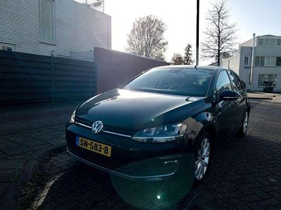 Zwart Gebruikt 2012 VW Golf VII Highline Hatchback | € 9.950 (Eerlijke prijs)