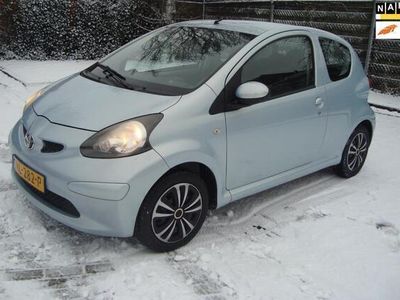 tweedehands Toyota Aygo 1.0-12V