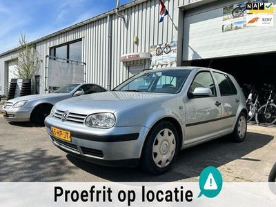 VW Golf IV