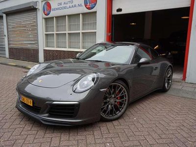 Porsche 911 Carrera 4S