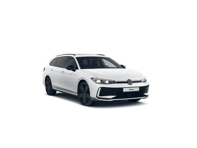 Wit Occasion 2024 VW Passat R-line Stationwagen | € 52.658 (Eerlijke prijs)