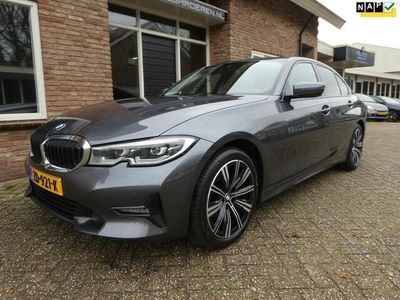 Grijs Gebruikt 2019 BMW 320 Executive Sedan | € 26.950 (Duur)