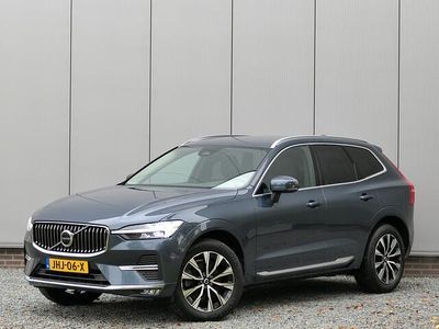 Blauw (metallic) Gebruikt 2022 Volvo XC60 Plus SUV | € 36.999 (Goede deal)
