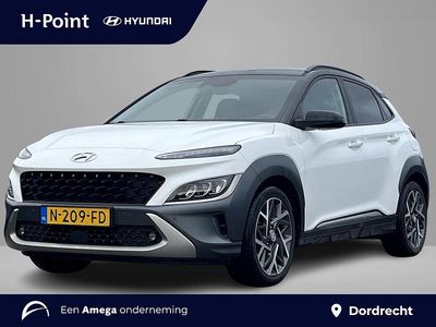 Chalk white Occasion 2021 Hyundai Kona Premium SUV | € 23.940 (Eerlijke prijs)