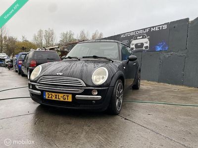 Zwart Gebruikt 2004 Mini ONE Hatchback | € 1.150 (Eerlijke prijs)