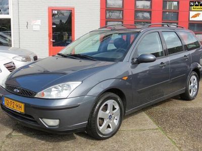 tweedehands Ford Focus Wagon 1.6-16V Futura. LEDER. NAVI.NWE APK