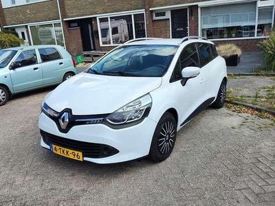 Wit Gebruikt 2014 Renault Clio GrandTour Expression Stationwagen | € 4.699 (Eerlijke prijs)