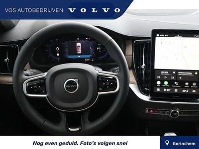 Zwart Gebruikt 2021 Volvo V90 R-Design Stationwagen | € 39.950 (Goede deal)