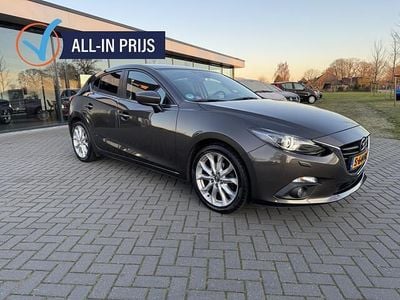 Bruin Occasion 2014 Mazda 3 Hatchback | € 10.750 (Eerlijke prijs)