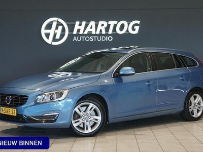 Blauw Gebruikt 2013 Volvo V60 Summum Stationwagen | € 11.650 (Duur)