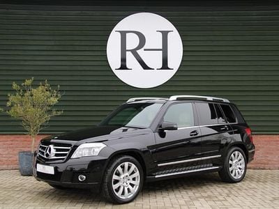Zwart (metallic) Gebruikt 2009 Mercedes GLK350 Edition SUV | € 17.940 (Eerlijke prijs)