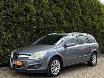 tweedehands Opel Astra Wagon 1.8 Temptation Navigatie Trekhaak