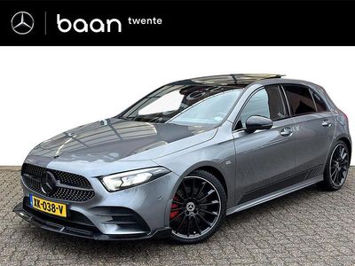Grijs Occasion 2019 Mercedes A250 AMG line Hatchback | € 29.850 (Eerlijke prijs)