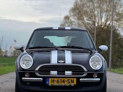Zwart Gebruikt 2002 Mini Cooper Salt Hatchback | € 2.500 (Eerlijke prijs)