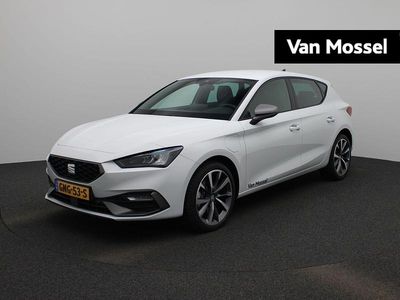 Wit Occasion 2024 Seat Leon FR Hatchback | € 32.944 (Duur)
