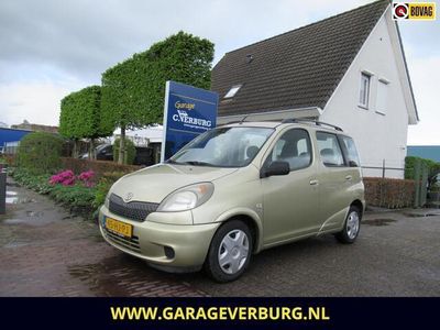 tweedehands Toyota Yaris Verso 1.3 VVT-i Automaat -- Unieke Km stand --