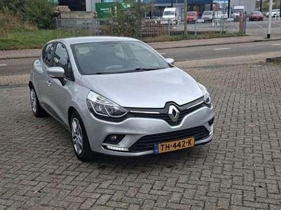 Occasion Renault Clio IV Zen 90 PK (66 kW) 2018 Grijs Hatchback