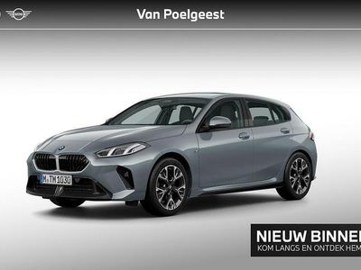 Grijs Gebruikt 2025 BMW 120 Comfort Edition Hatchback | € 35.900 (Eerlijke prijs)