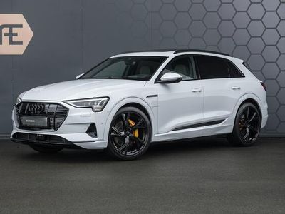 Wit, metallic lak Gebruikt 2018 Audi e-tron Advanced SUV | € 53.554