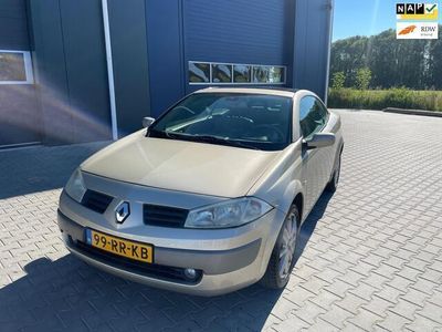 tweedehands Renault Mégane Cabriolet Coupé- 2.0-16V Privilège Luxe Automaat!!