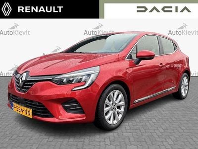 Hatchback Gebruikt 2022 Renault Clio V Intens Hatchback | € 15.450 (Eerlijke prijs)