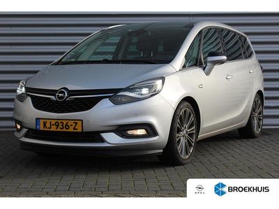 Grijs Gebruikt 2016 Opel Zafira Tourer Innovation MPV | € 15.895 (Iets duurder)