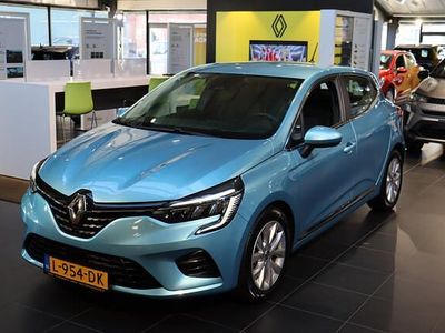 Occasion Renault Clio V Intens 92 PK (67 kW) 2021 Licht blauw metallic Hatchback