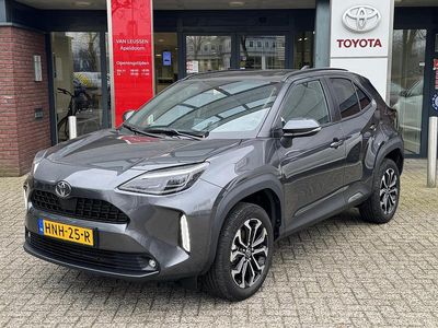 Grijs Occasion 2025 Toyota Yaris Cross Edition SUV | € 30.499 (Eerlijke prijs)