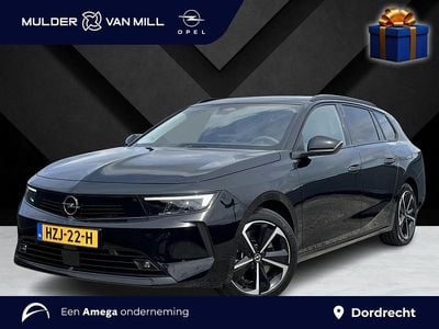 Zwart Gebruikt 2024 Opel Astra Elegance Stationwagen | € 31.945 (Eerlijke prijs)