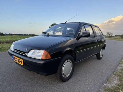 Zwart Gebruikt 1989 Citroën AX Hatchback | € 3.699