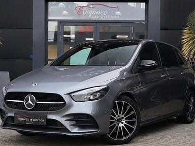 Grijs Occasion 2021 Mercedes B250 Premium Plus MPV | € 29.950 (Eerlijke prijs)