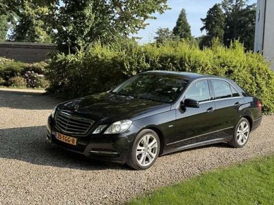 Mercedes E200